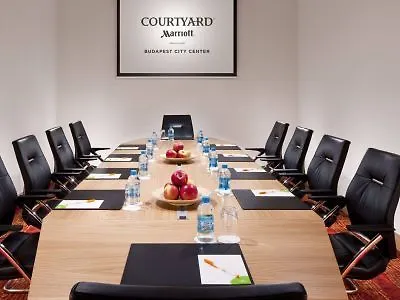 Hotell Courtyard By Marriott Center Budapest