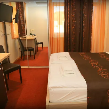 Hotel Garay Terrace 3*