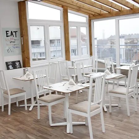 Garay Terrace Hotel