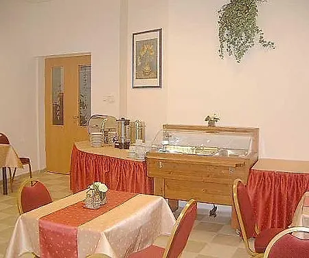 Hotel Gartner 3*