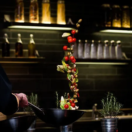 Courtyard By Marriott Center Budapest