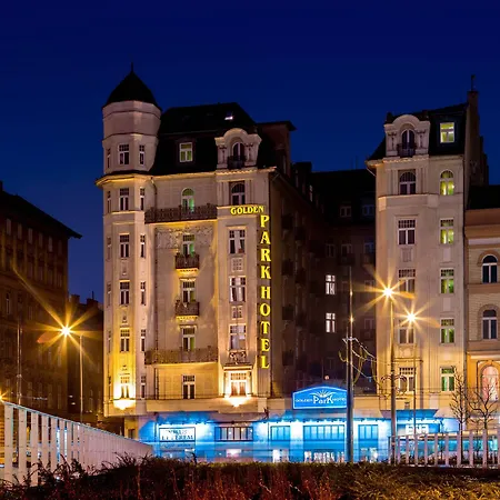 East 4* Budapeste