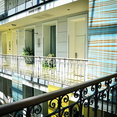 Atrium Fashion 4* Будапешт