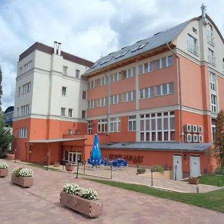 Alfa Art Hotel 3*