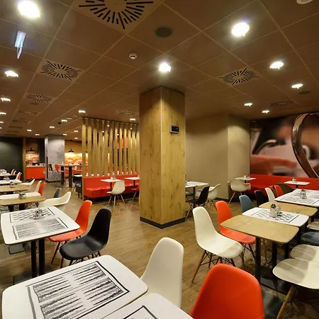 Ibis City Hotel 3*