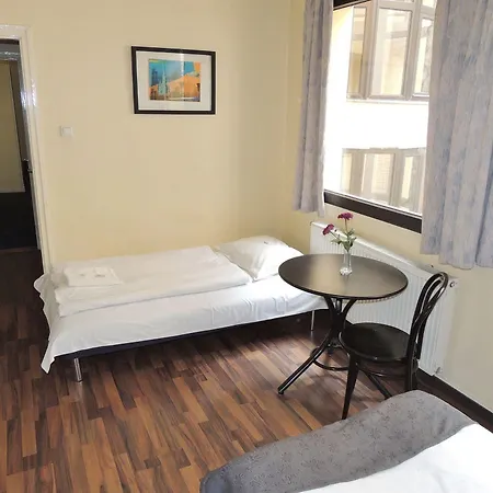 Thomas Hotel