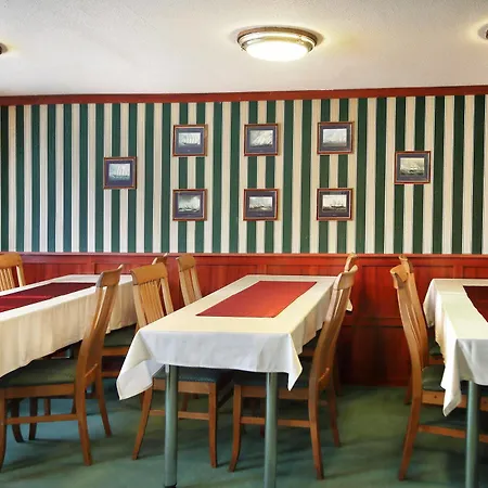 Fortuna Boat Úszó hotel Budapest
