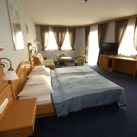 Aquamarina Visegrád