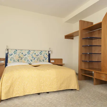 Hotel Starlight 4*