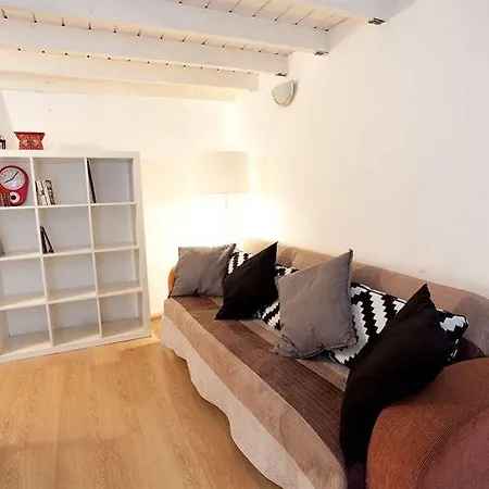 Easy Flat Opera Apartment *