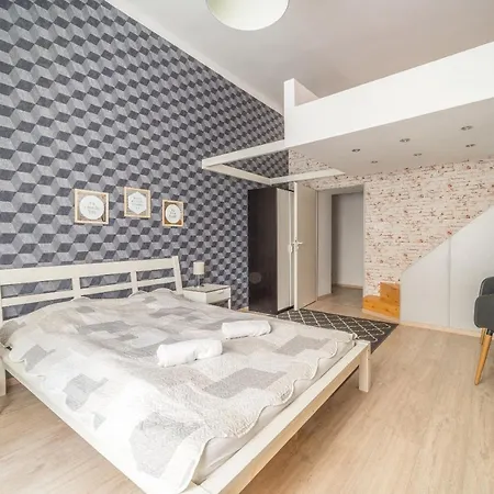 Apartmán Susan Near Blaha Lujza Square