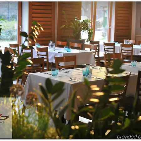 Castle Garden 4* בודפשט