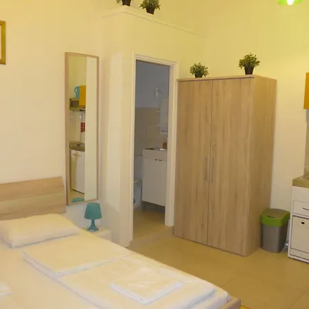 Amber Gardenview Downtown 3* ブダペスト
