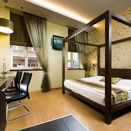 Hotel Opera Garden &