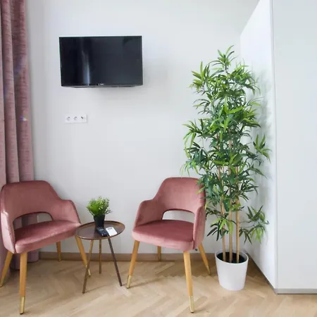 Europest Luxury Apartment *