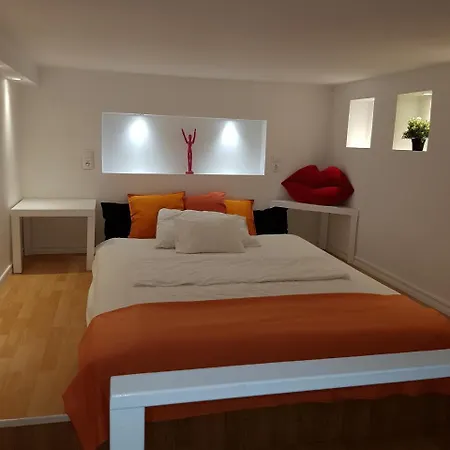 Connection 3* Budapest