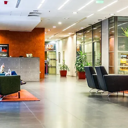 Gardens & Wellness Apartahotel 4*