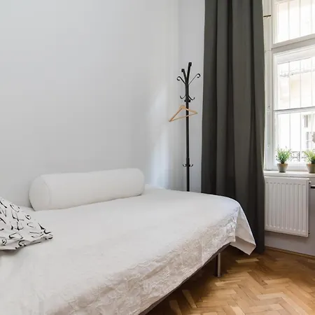 Black & White Apartament *