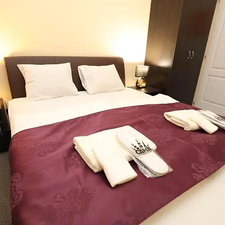 California 3* Budapeste