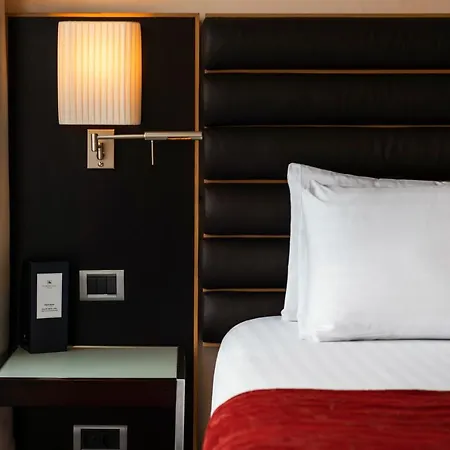 Hotel Exe Center 4*