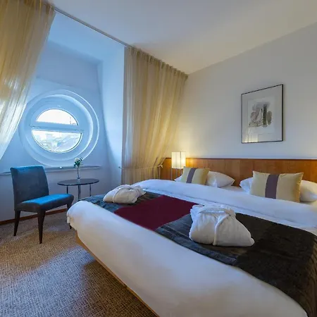 Hotel K+k Opera 4*