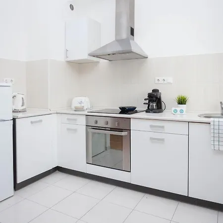 Corvin Plaza & 3* Budapest