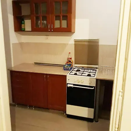 Eastern Station Backpackers Hostel *
