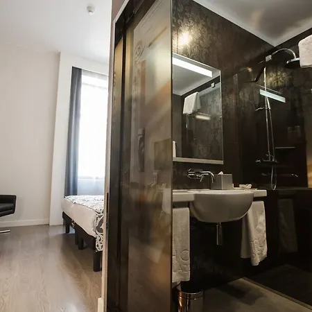 Eurostars Palazzo Zichy 4* בודפשט
