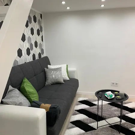 Aradi Fashion Apartement