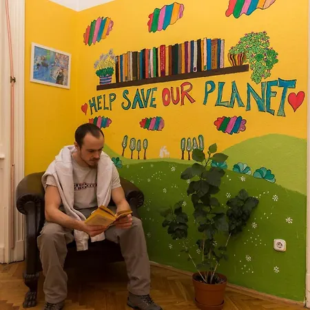 Hostel Baroque & Coworking