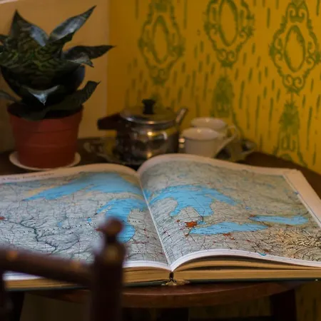 Baroque & Coworking Hostel
