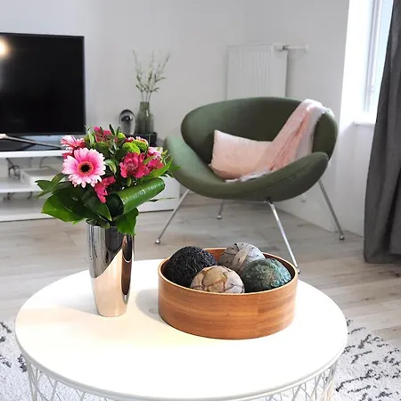 Parlament Panorama Luxury Apartment