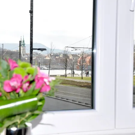 Apartment Parlament Panorama Luxury
