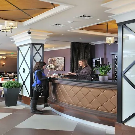 מלון Carlton Buda Castle 4*
