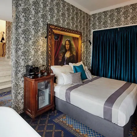 Mystery Hotel 5*
