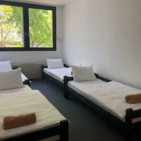 Hotel Central Budget 2*