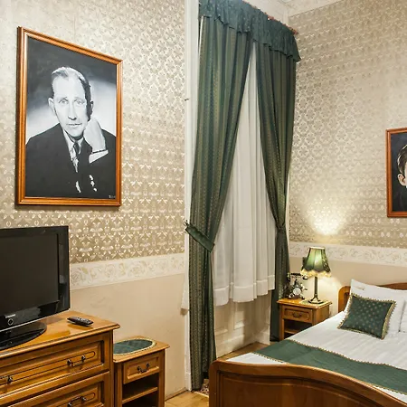Cotton House Hotel