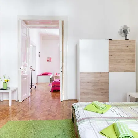 Lägenhet Izabella Budapest
