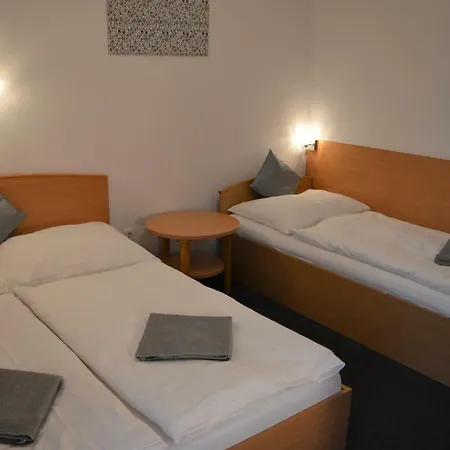 Alfred Panzio Budapest