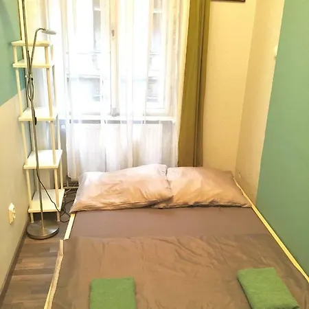 Of Budapešť