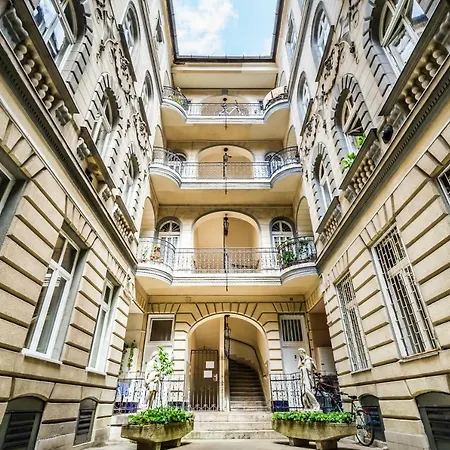 Apartment Bpr Azure Desire