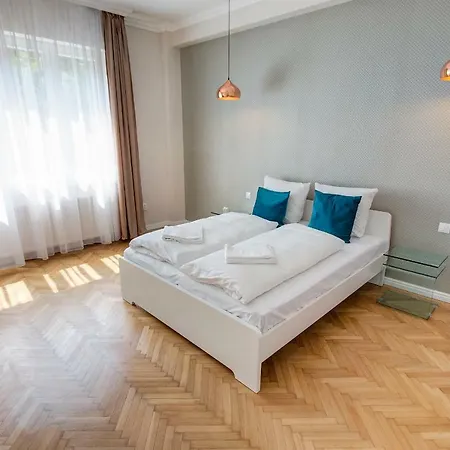 Apartment Deluxe Parkside Budapest