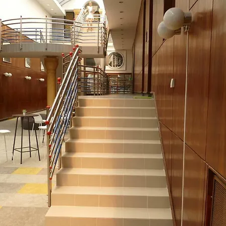 Hostel Hub55 Co-working *