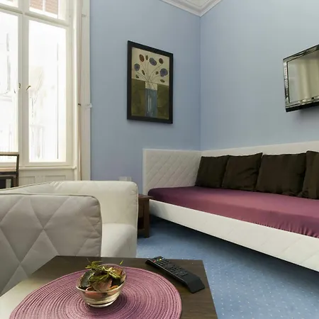 Guestrooms 3*