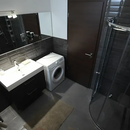 Apartment Ambassador *