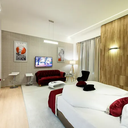 Karoly Corner Residences Apartman *