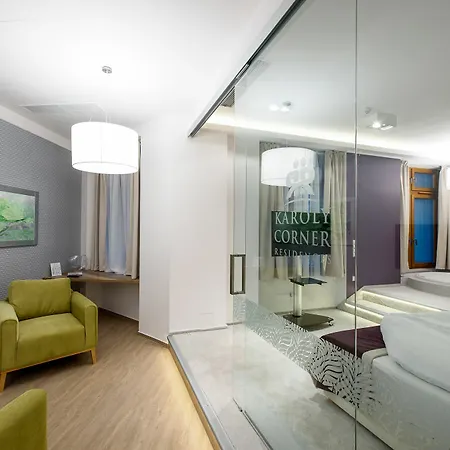 Karoly Corner Residences Apartman