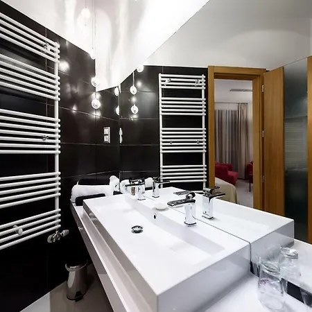 Karoly Corner Residences