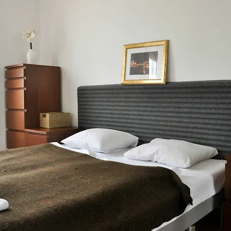 Avantgarde Aparthotel 4*