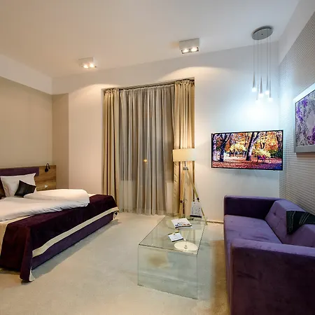 Apartman Karoly Corner Residences *